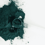 Spiruline bienfaits posologie : le guide complet pour bien l’utiliser